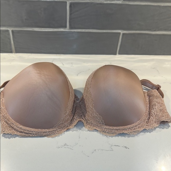 Victoria's Secret Other - Victoria's Secret Tan Seamless Lace Bra strapless size 36DD